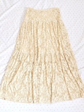 Vintage Body Central Cream Lace Maxi Skirt Y2K Coquette Fairycore